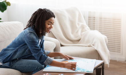 Turn Your Side Hustle To a Business While Keeping Your Day Job