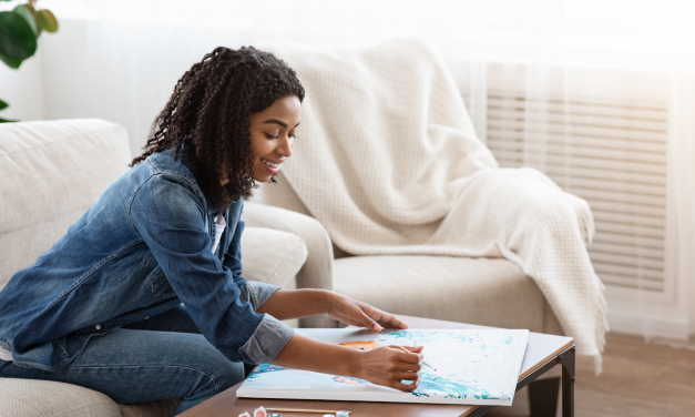 Turn Your Side Hustle To a Business While Keeping Your Day Job